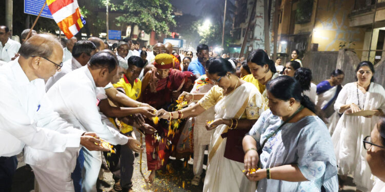 महाथेरो यांचे खांदा वसाहतीत स्वागत