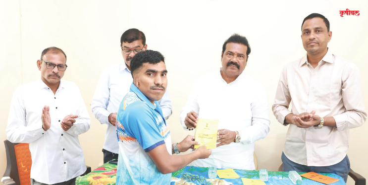 दिव्यांग पालकांच्या मुलांना 50 टक्के शैक्षणिक सवलत: महेंद्र घरत