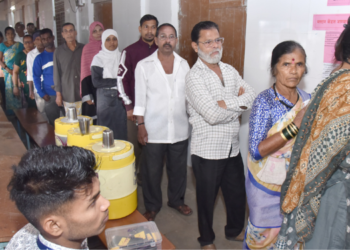 नगरपरिषदेच्या मतदानाला सुरूवात