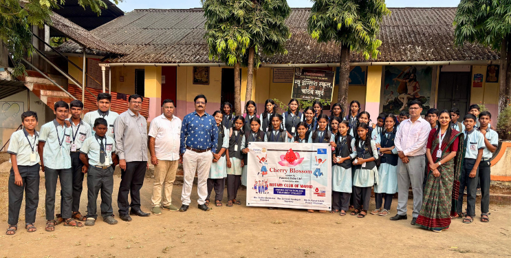 चांढवे हायस्कूलमध्ये हिमोग्लोबिन तपासणी