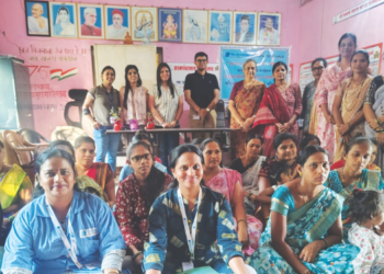 महिलांना प्रगत टेलरिंगचे प्रशिक्षण