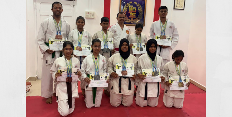 झेन मार्शल आर्ट्स स्कूल चमकले