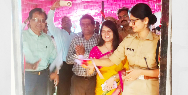 रसायनी पोलीस ठाण्याच्या सभागृहाचे उद्घाटन