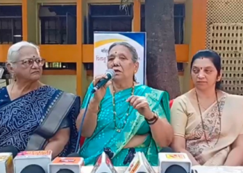 महिला मंडळाची शाळा सुरूच ठेवू