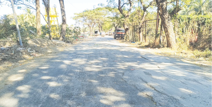 उरण-पिरवाडी रस्त्याची दुरवस्था