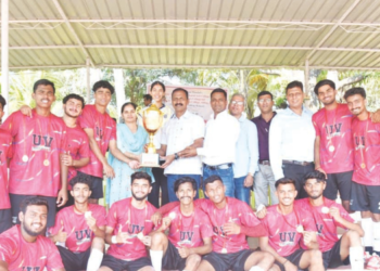 फुटबॉल स्पर्धेत जेएसएम महाविद्यालयाचे यश