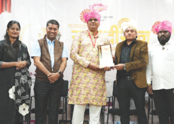 डॉ. महेश निमणे पुरस्काराने सन्मानित