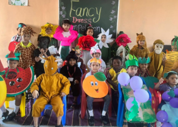 फॅन्सी ड्रेस स्पर्धेला उत्स्फूर्त प्रतिसाद