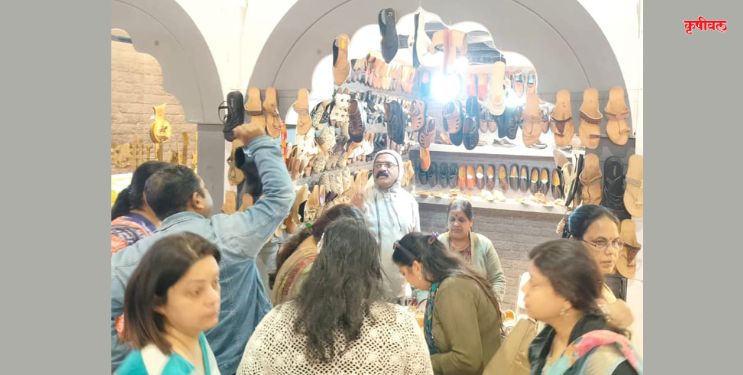 माथेरानच्या चामड्याच्या वस्तू दिल्लीत