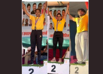 पॉवरलिफ्टिंग स्पर्धेत तीन रौप्यपदक