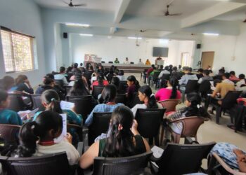 वीर वाजेकर महाविद्यालयात कौशल विकास मार्गदर्शन कार्यशाळा संपन्न