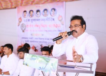 हुतात्म्यांच्या गावाला मिळणार रुग्णवाहिका