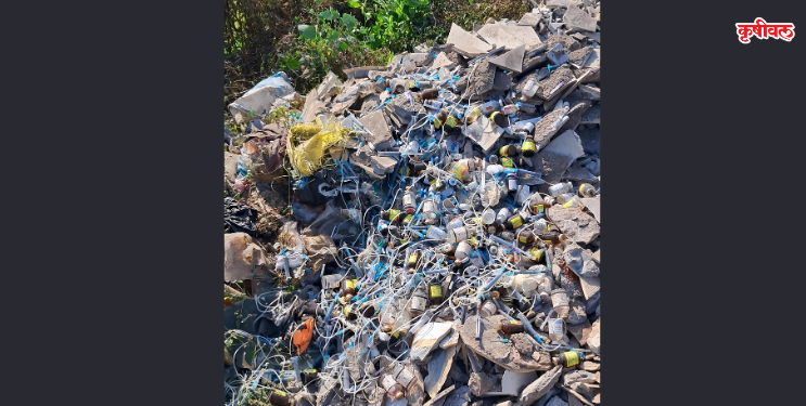 अंबा नदी पुलाजवळ घातक वैद्यकीय कचरा
