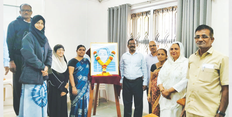 सावित्रीबाई फुले यांचे कार्य जोपासा: डॉ. जनार्दन कांबळे