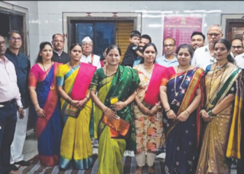 मोदक स्पर्धेतील विजेत्याचा सत्कार