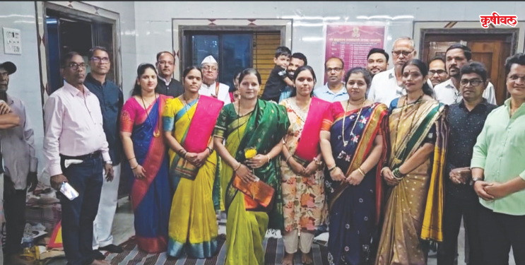 मोदक स्पर्धेतील विजेत्याचा सत्कार