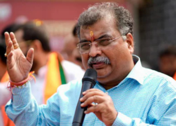 लातूरमध्ये रवींद्र चव्हाणांचे वादग्रस्त विधान