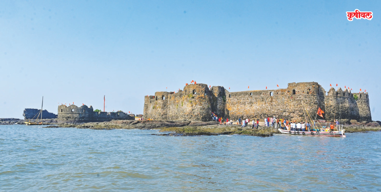 पद्मदुर्गावर अवतरली शिवशाही