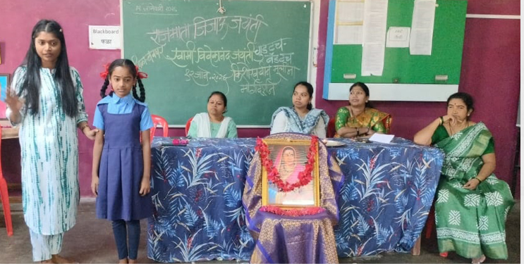 किशोरवयीन मुलींना आरोग्याविषयी मार्गदर्शन