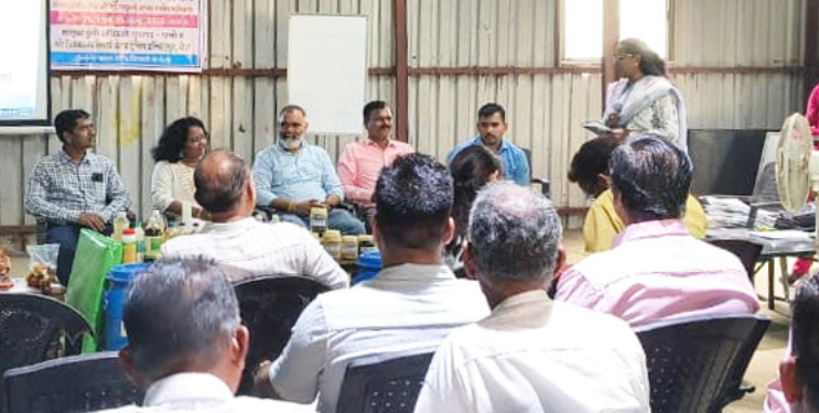 पालीत शेतकऱ्यांना शेतीविषयी मार्गदर्शन