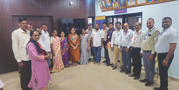 मुख्य कार्यकारी अधिकाऱ्यांची नाविन्यपूर्ण उपक्रमांची पाहणी