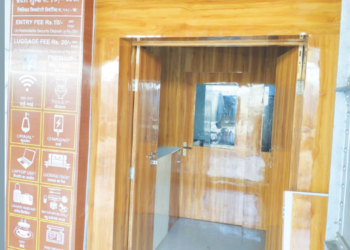 कर्जतमध्ये एसटी महामंडळाचा दिखावा