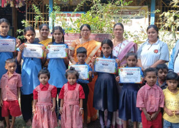 आक्षी येथे कराटे प्रशिक्षण प्रमाणपत्र वाटप