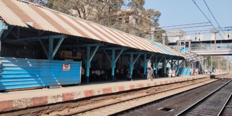 हेरिटेज स्थानकाची मोडतोड