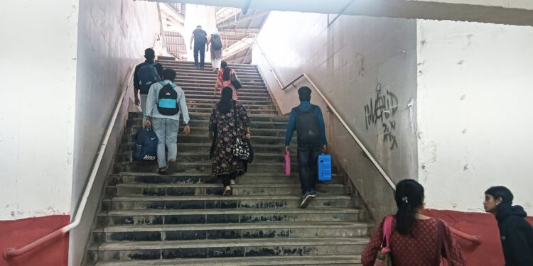 पनवेल रेल्वे स्थानकातील भुयारी मार्ग अखेर खुला