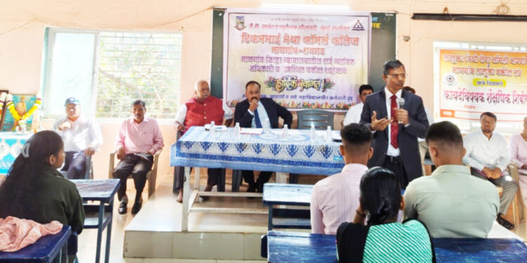 कायदेविषयक शिबीर उत्साहात