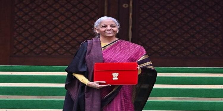 अर्थसंकल्पातील काही महत्वाच्या घोषणा