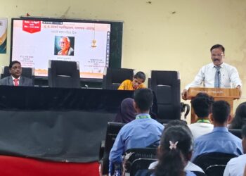 मीनाताई ठाकरे ग्रंथालयात मराठी भाषा दिन साजरा