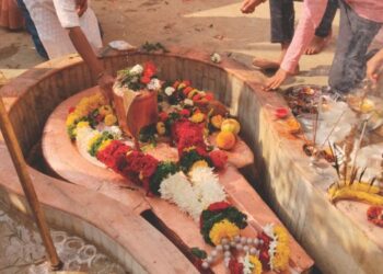 जिल्ह्यात घुमला ‌‘बम बम भोले’चा नाद