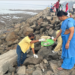 नागाव समुद्रकिनारी स्वच्छता मोहीम