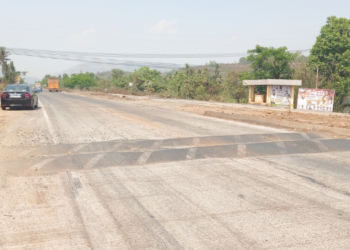 मुंबई-गोवा महामार्गावरील गतिरोधक धोकादायक