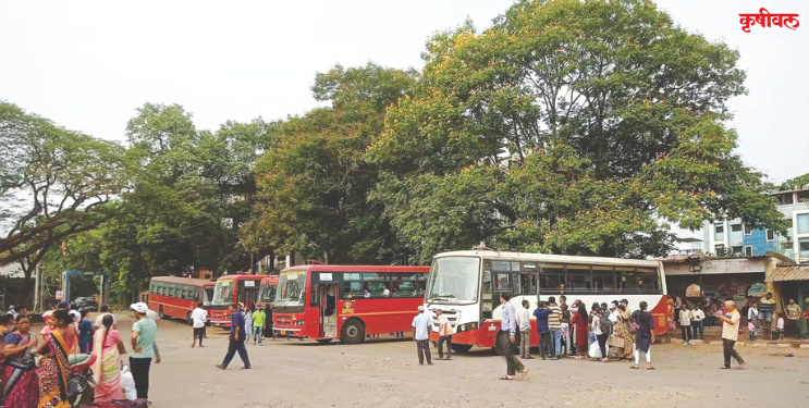 महाड बसस्थानक परिसरात बेकायदा वाहतूक