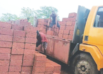 डंपर व्यवसाय आर्थिक संकटात