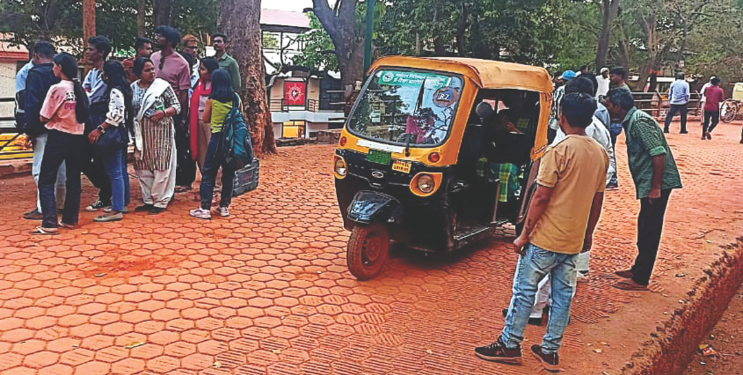 संपाच्या चौथ्या दिवशी प्रशासनाचे आश्वासन