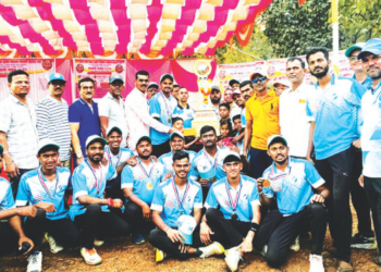 दत्तकृपा क्रिकेट संघ प्रथम मानकरी