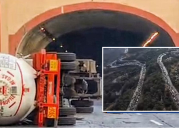 32 तासांनंतर वाहतूक कोंडी फुटली!