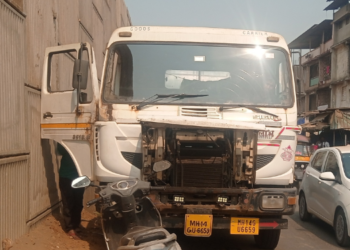 मुंबई-गोवा महामार्गावर बर्निंग ट्रेलरचा थरार