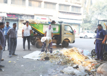 महाशिवरात्री जत्रेनंतर खांदेश्वर परिसर कचरामय