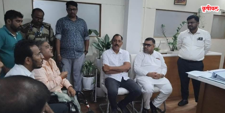 दिव्यांगांच्या स्टॉल नूतनीकरणासाठी मोर्चा