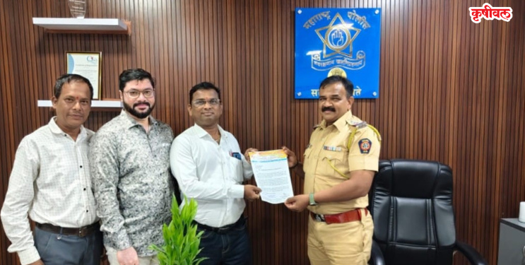 रस्त्यांच्या दुरावस्थेबाबत प्रशासनाला निवेदन