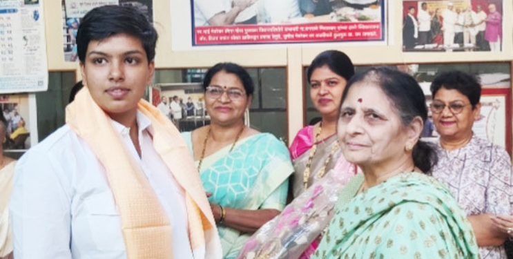 कुस्तीपटू कृष्णाई वाडकर यांचा सत्कार