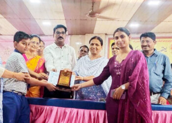 पीएनपीच्या विद्यार्थ्यांचे नेत्रदीपक यश