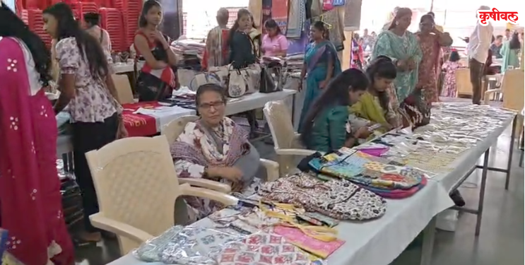 ‘सावित्रीच्या लेकी’ माध्यमातून भव्य प्रदर्शनाचे आयोजन