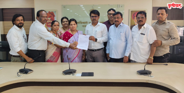 गटनेतेपदी शेकापचे महेश म्हात्रे