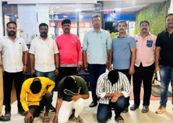 एअरटेल टॉवरच्या बॅटऱ्या चोरणारे ताब्यात