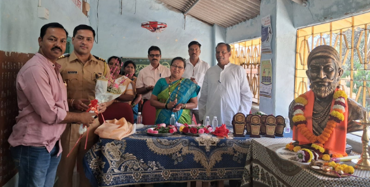 शिवजयंतीनिमित्त वक्तृत्व स्पर्धा